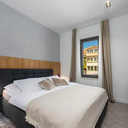 Luxury Mazza -leonarda *