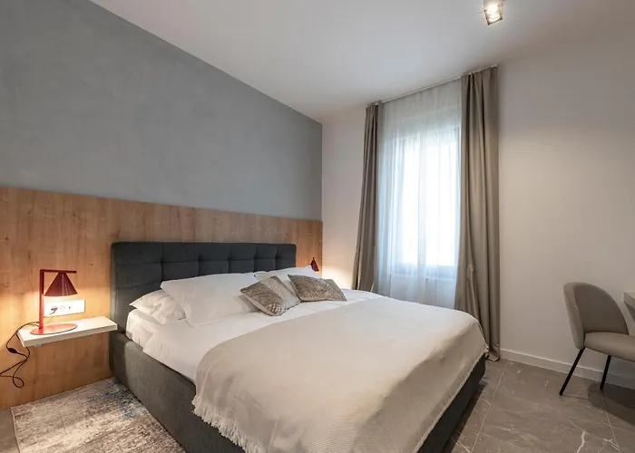 Luxury Mazza -leonarda